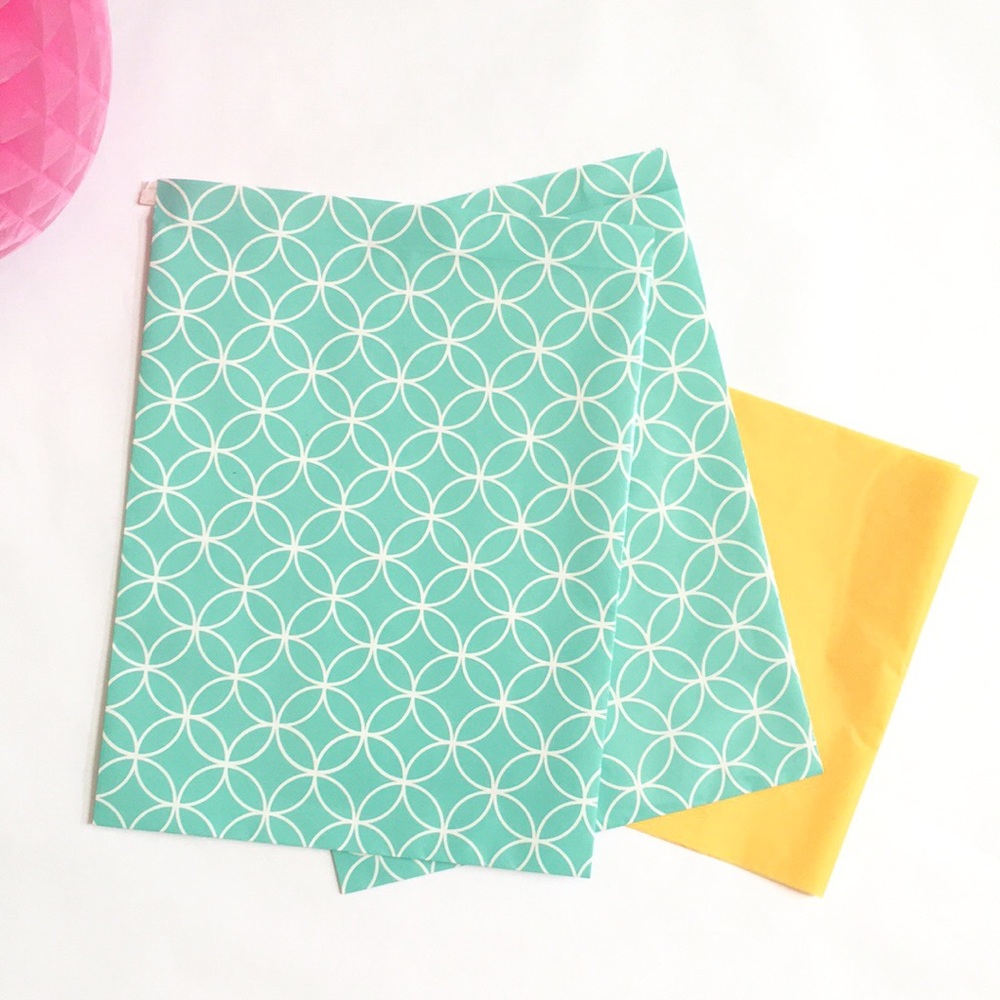 Geometric Apparel Envelope Packaging Set | Blue